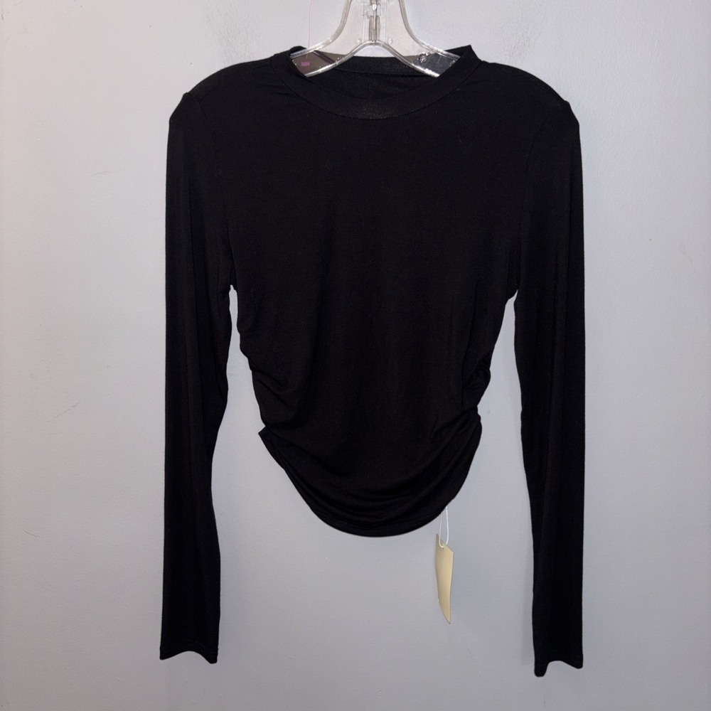 Halara Round Neck Long Sleeve Ruched Casual Top Black Size Small NWT Sporty